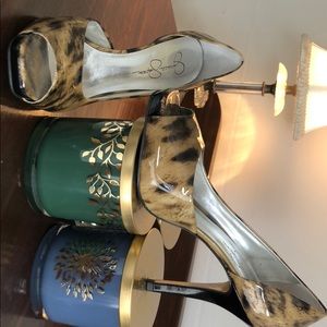 Jessica Simpson heels! Almost brand new condition.